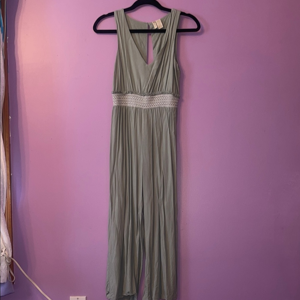 H&M Green Sleeveless Jumpsuit with V-Neckline